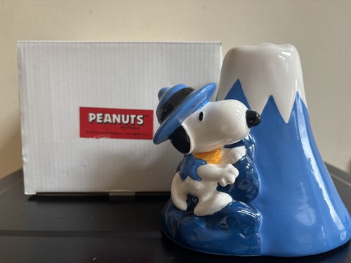 Rare peanuts snoopy mount - snoopy, “mount