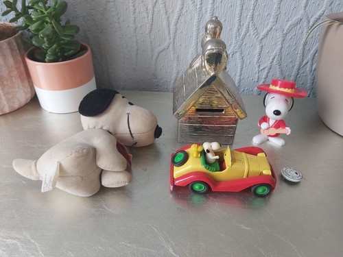 Old snoopy dog - snoopy,