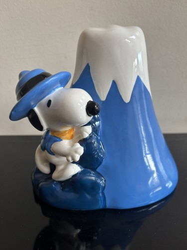Rare peanuts snoopy mount - peanuts,