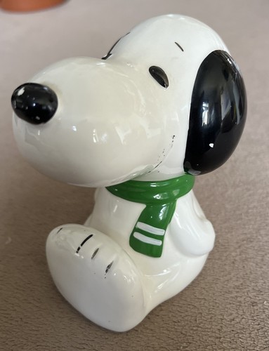 Vintage sitting snoopy money - sitting,