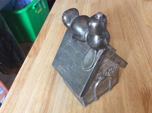 Snoopy money box peanuts - snoopy,