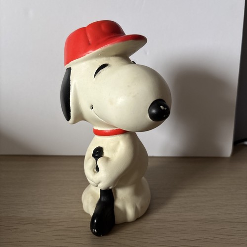 Vintage snoopy peanuts plastic - peanuts,